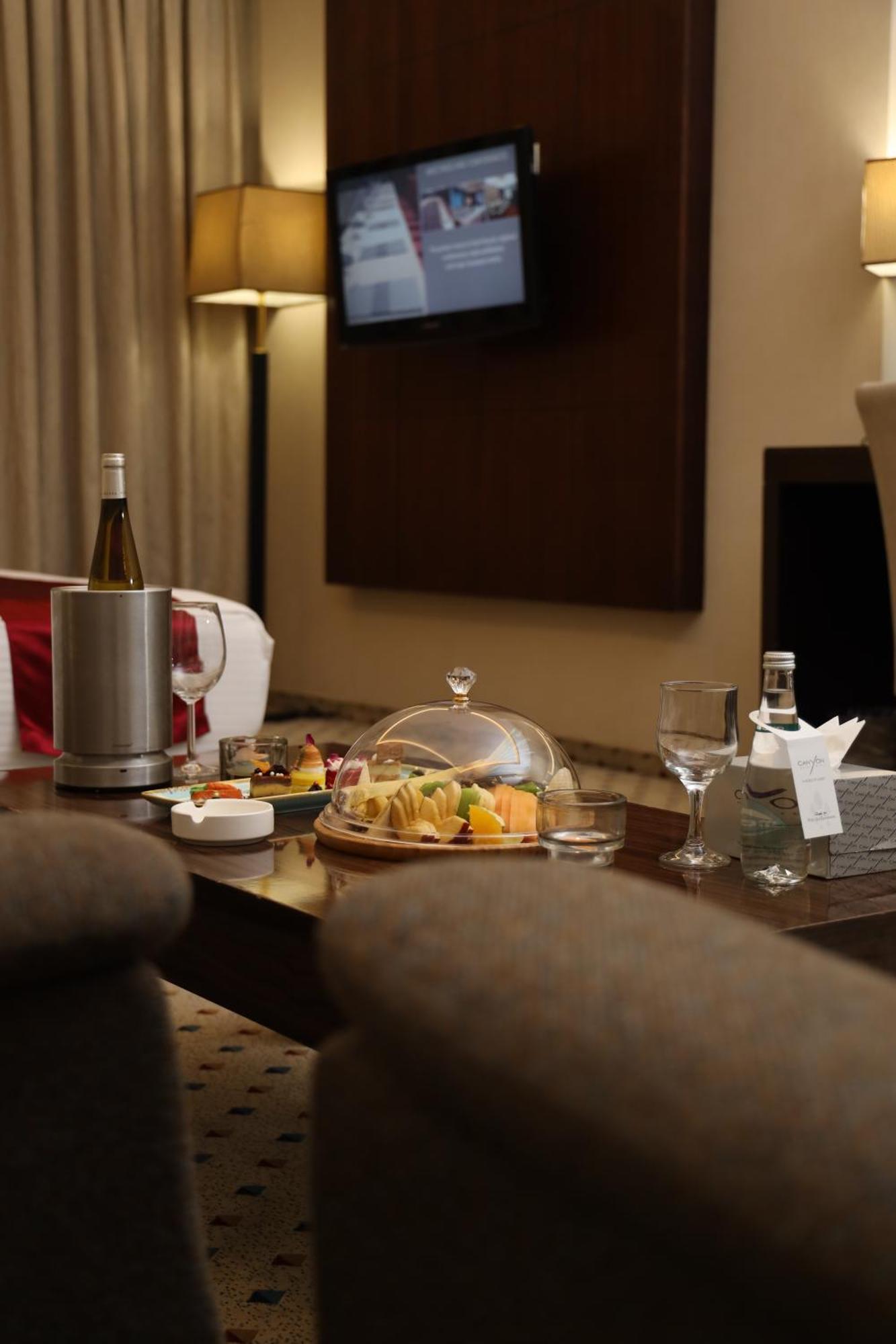 Canyon Hotel Арбил Екстериор снимка